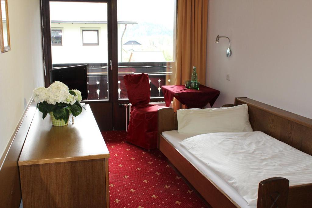 Hotel Lindwurm บัดกอยเซิร์น ห้อง รูปภาพ