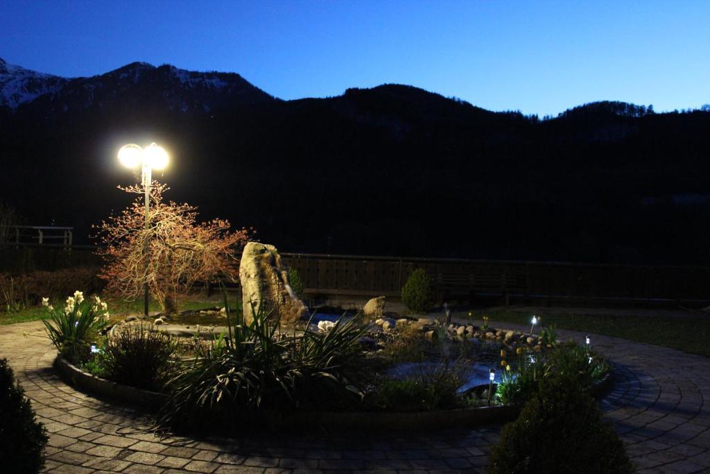 Hotel Lindwurm บัดกอยเซิร์น ภายนอก รูปภาพ
